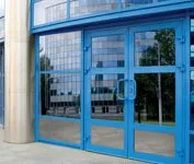 Алюмінієві вітражі, монтаж і установка алюмінієвих вітражів в Луганську (монтаж) Алюмінієві вітражі, монтаж і установка алюмінієвих вітражів в Луганську