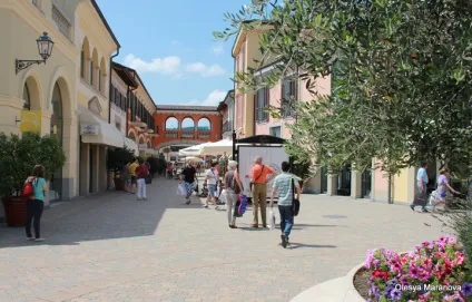 Аутлет Серравалле, серавале, Серавалле, outlet serravalle, шопер (serravalle) Аутлет Серравалле, серавале, Серавалле, outlet serravalle, шопер