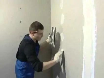 Чим і як правильно фарбують шпалери під фарбування на стелі - відео, чи можна фарбувати старі паперові,