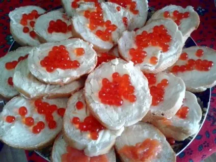 Як вибрати червону ікру