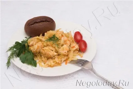 Капуста тушкована з курячою грудкою - шикарне блюдо при всій своїй простоті! (Грудкою) Капуста тушкована з курячою грудкою - шикарне блюдо при всій своїй простоті!