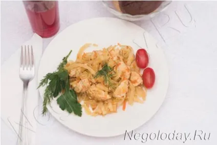 Капуста тушкована з курячою грудкою - шикарне блюдо при всій своїй простоті! (Грудкою) Капуста тушкована з курячою грудкою - шикарне блюдо при всій своїй простоті!