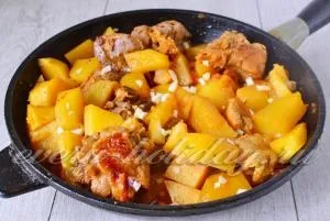 Картопля, тушкований з куркою, рецепт (курка) Картопля, тушкований з куркою, рецепт