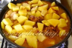 Картопля, тушкований з куркою, рецепт (куркою) Картопля, тушкований з куркою, рецепт