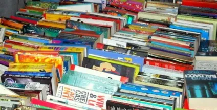 Книжковий ярмарок в дк їм 1 (маршрутки) Книжковий ярмарок в дк їм 1