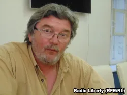 Хто ви, містер кумарин-борсуків (Володимир Кумарин Барсуков) Хто ви, містер кумарин-борсуків