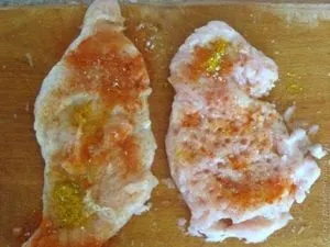 Куряча відбивна з ананасами (рецепти з курячого філе) Куряча відбивна з ананасами