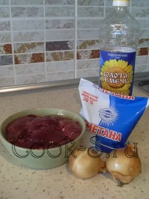 Куряча печінка в сметані з цибулею на сковороді - рецепт з фото (куряча) Куряча печінка в сметані з цибулею на сковороді - рецепт з фото