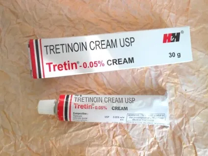 Лікування проблемної шкіри ретиноїдами (tretinoin) Лікування проблемної шкіри ретиноїдами