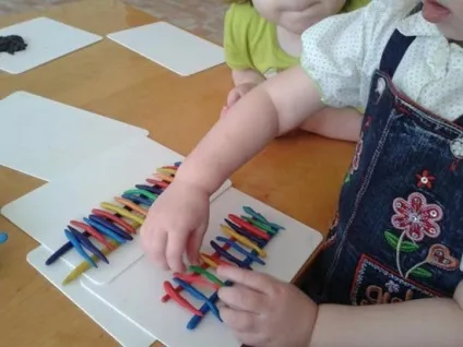 Ліплення з пластиліну для самих маленьких (маленьких) Ліплення з пластиліну для самих маленьких