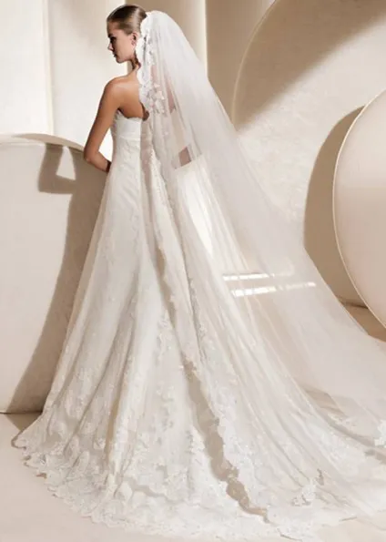 La sposa весільні сукні, елегантні і такі модні (весільних суконь Sposa) La sposa весільні сукні, елегантні і такі модні