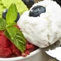 Ложка для морозива в допомогу ласунам