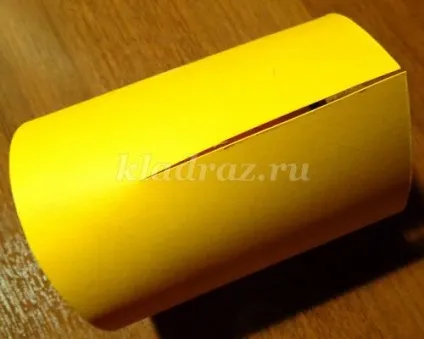 Конячка з паперу своїми руками (світла) Конячка з паперу своїми руками