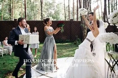Кращі свадьбиУкаіни в ресторані підмосковні вечори (ресторан підмосковні вечори) Кращі свадьбиУкаіни в ресторані підмосковні вечори