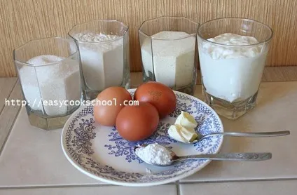 Маннік на сметані покроковий рецепт з фото, легкі рецепти (рецепт) Маннік на сметані покроковий рецепт з фото, легкі рецепти