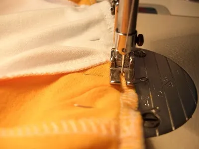 Майстер-клас обробка горловини футболки - ярмарок майстрів - ручна робота, handmade (голки) Майстер-клас обробка горловини футболки - ярмарок майстрів - ручна робота, handmade