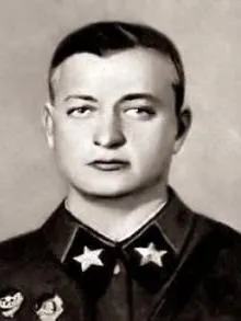Михайло Тухачевський фото, коротка біографія Тухачевського Михайла Миколайовича (михайло) Михайло Тухачевський фото, коротка біографія Тухачевського Михайла Миколайовича