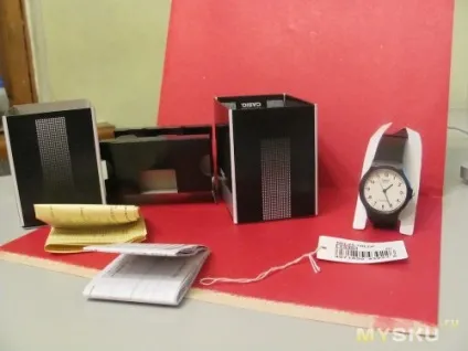Мінімалістські годинник casio