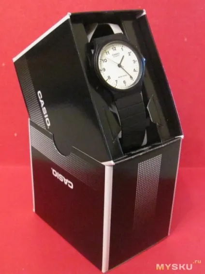 Мінімалістські годинник casio