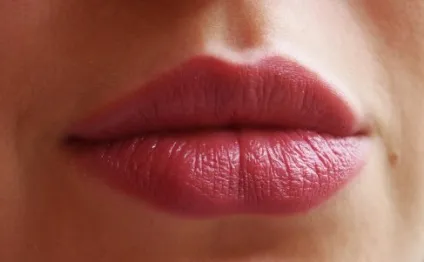 Мої помади maybelline color sensational і блиск для губ maybelline color sensational luscious (maybelline) Мої помади maybelline color sensational і блиск для губ maybelline color sensational luscious