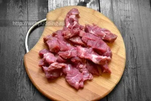 М'ясо з помідорами на сковороді, як приготувати на (сковороді) М'ясо з помідорами на сковороді, як приготувати на
