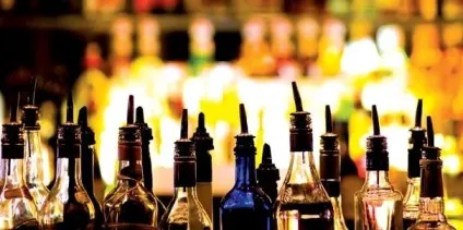 Чи треба годувати тамаду і діджея на весіллі, діджей на ваше свято (питання) Чи треба годувати тамаду і діджея на весіллі, діджей на ваше свято