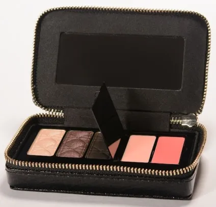 Набір для макіяжу dior holiday couture collection smoky palette eyes (eyeshadow) Набір для макіяжу dior holiday couture collection smoky palette eyes