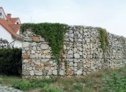 Незвичайні паркани і огорожі (всіма барвами веселки) Незвичайні паркани і огорожі