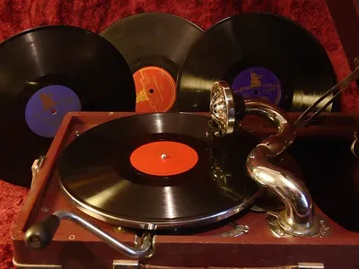 Neane records