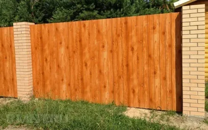 незвичайні паркани