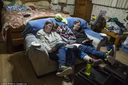 Як близнюки одружилися на близнюках і що з цього вийшло (близнюки) Як близнюки одружилися на близнюках і що з цього вийшло