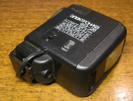 Нове життя стародавньої фотоспалахи електроніка фе-26, ivvva - s blog (Фотоспалах Електроніка ФЕ-26) Нове життя стародавньої фотоспалахи електроніка фе-26, ivvva - s blog
