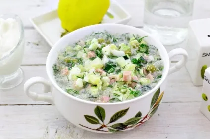 Окрошка на мінералці - рецепт з покроковими фото (супи для літа) Окрошка на мінералці - рецепт з покроковими фото