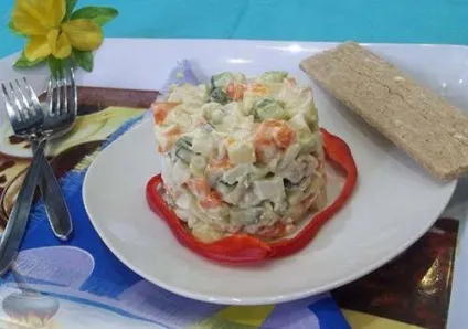 Олів'є з копченою куркою вносимо різноманітність в рецепт