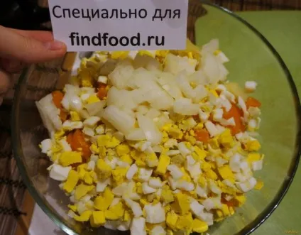 Олів'є з копченою куркою рецепт з фото (кубиками приблизно того) Олів'є з копченою куркою рецепт з фото