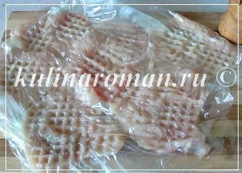 Відбивні з філе курки в духовці з ананасами, під сирної шапкою, смачні рецепти (духовці) Відбивні з філе курки в духовці з ананасами, під сирної шапкою, смачні рецепти