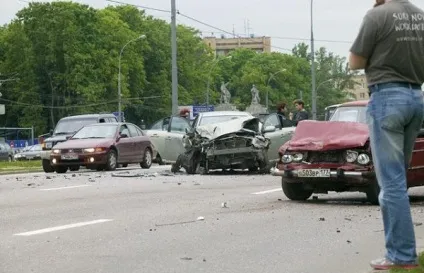 Основні причини аварій на дорогах (Основні причини аварій) Основні причини аварій на дорогах