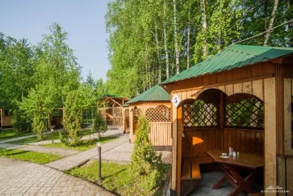 Відпочивайте смачно і затишно в кафе на природі (смачно) Відпочивайте смачно і затишно в кафе на природі