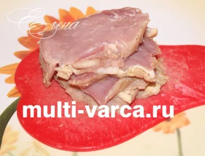 Відбивні зі свинини в мультиварці (на кості) Відбивні зі свинини в мультиварці