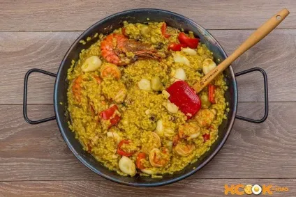 Паелья класична (з морепродуктами і овочами) - іспанський рецепт з фото (паелья рецепт класичний з фото) Паелья класична (з морепродуктами і овочами) - іспанський рецепт з фото