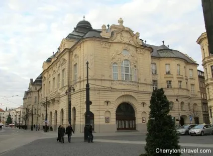 Відгук що подивитися в Братиславі за один, cherry tone travel (подивитися) Відгук що подивитися в Братиславі за один, cherry tone travel