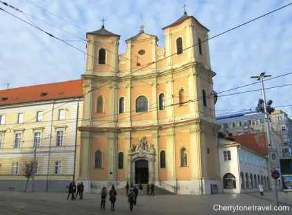 Відгук що подивитися в Братиславі за один, cherry tone travel (відгук) Відгук що подивитися в Братиславі за один, cherry tone travel