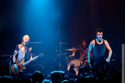 Papa roach задали нову висоту клубним концертам (замовити) Papa roach задали нову висоту клубним концертам