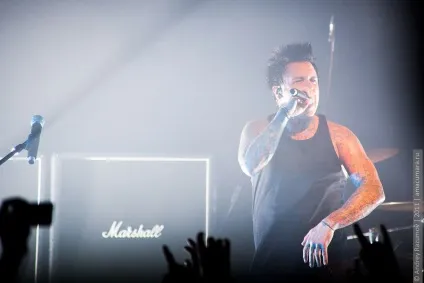 Papa roach задали нову висоту клубним концертам (Павловська) Papa roach задали нову висоту клубним концертам