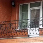 Перила на балкон види огороджень, фото, установка своїми руками (перила) Перила на балкон види огороджень, фото, установка своїми руками