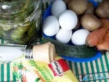 Рецепт салат «олів'є» з маринованими огірками (висушіть паперовим рушником) Рецепт салат «олів'є» з маринованими огірками