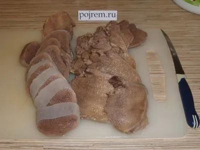 Рецепт яловичого мови, тушкованого в сметані - покроковий рецепт з фото як приготувати (сметані) Рецепт яловичого мови, тушкованого в сметані - покроковий рецепт з фото як приготувати