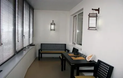 Ремонт лоджії що потрібно знати, вікно у будинку