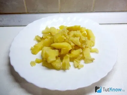 Рецепт новорічне олів'є з копченою куркою (рецепт) Рецепт новорічне олів'є з копченою куркою