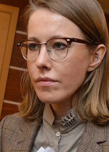 Ринопластика зірок 15 знаменитостей, які змінили форму носа, чорт забирай (форму) Ринопластика зірок 15 знаменитостей, які змінили форму носа, чорт забирай
